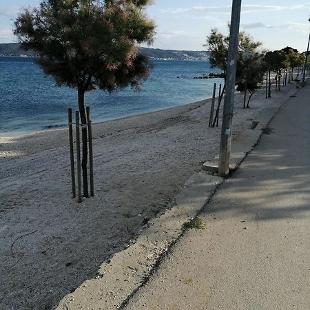 Apartman Jezidzic Kastela Bilik gambar