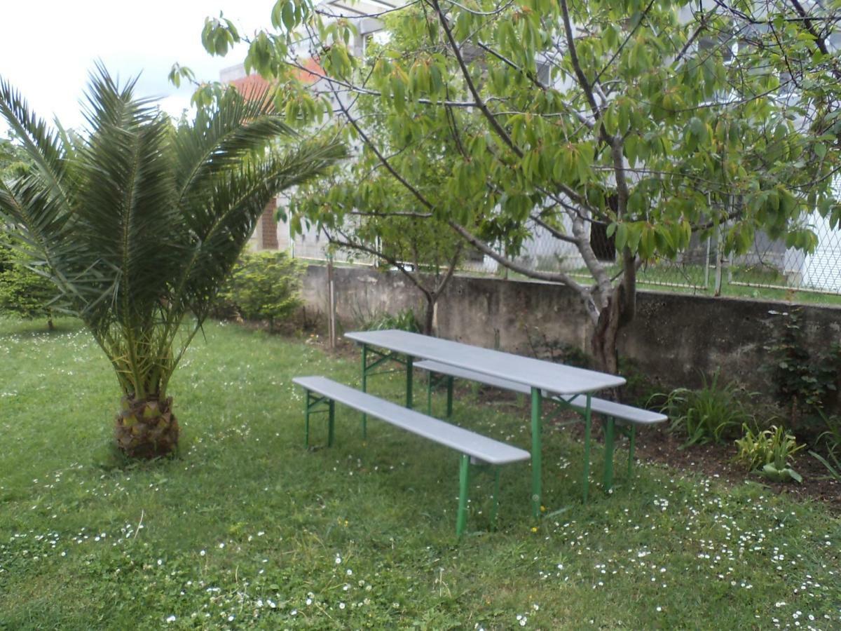 Apartman Jezidzic Kastela Luaran gambar